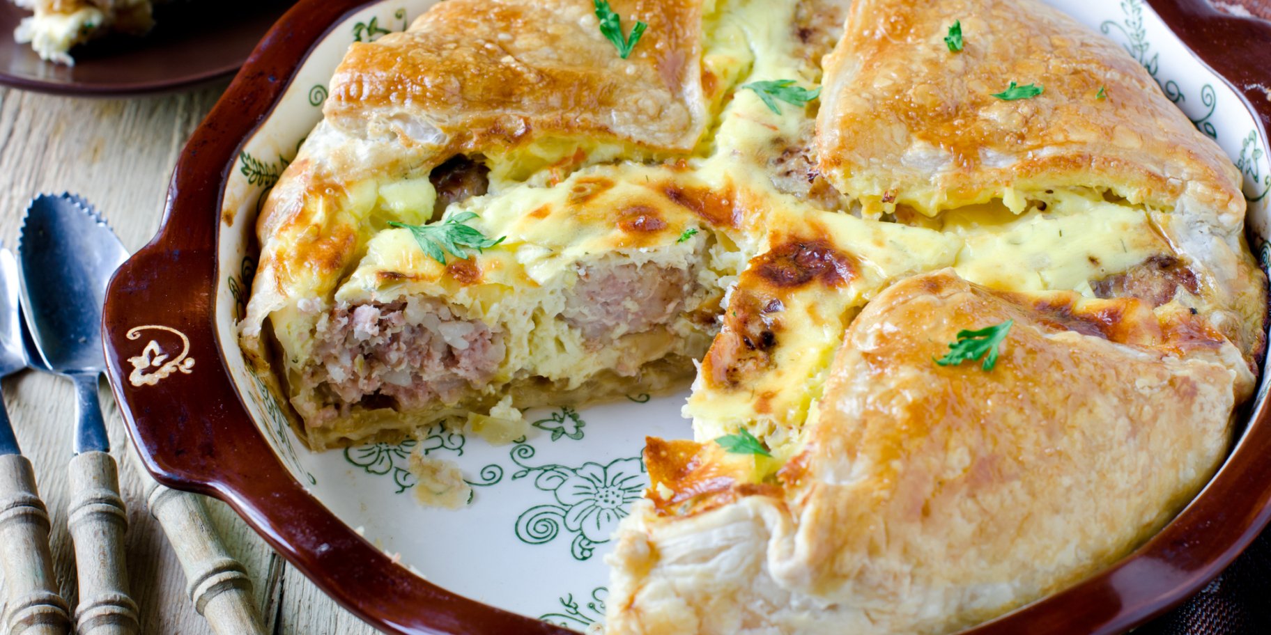 Пирог с кабачками и фрикадельками