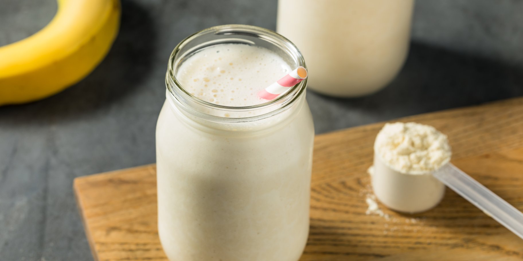 Протеїновий коктейль з бананом