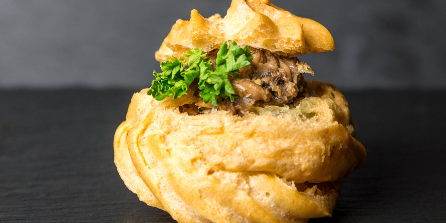 Профитроли с паштетом для фуршета