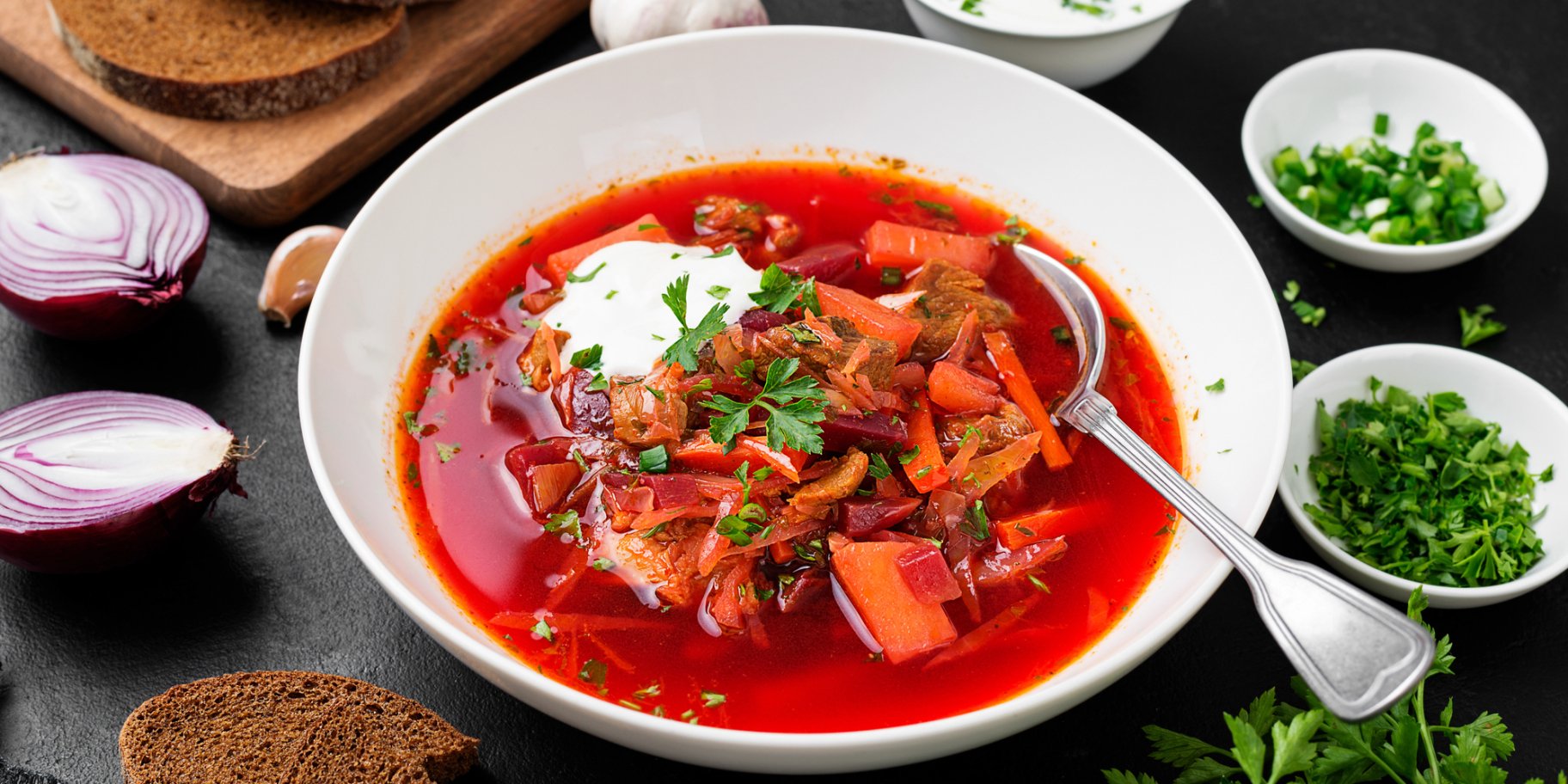 Борщ на квасі з салом