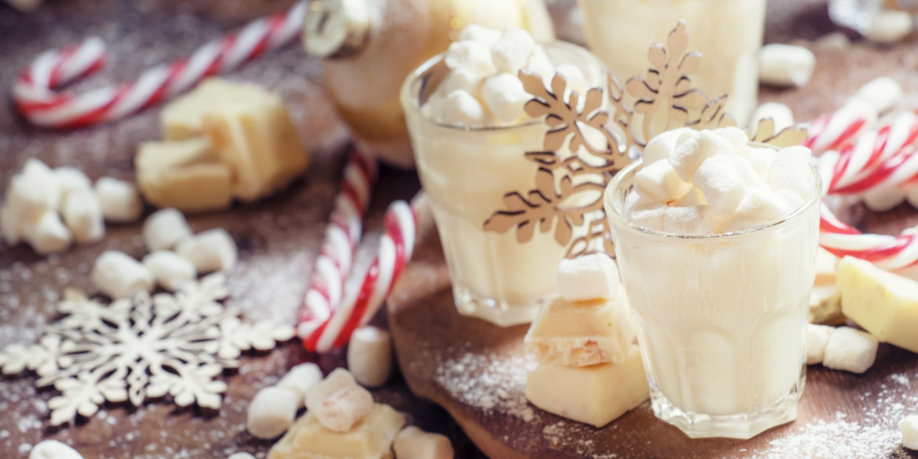 Белый горячий шоколад с апельсиновым ликером: согревающий напиток для Рождества
