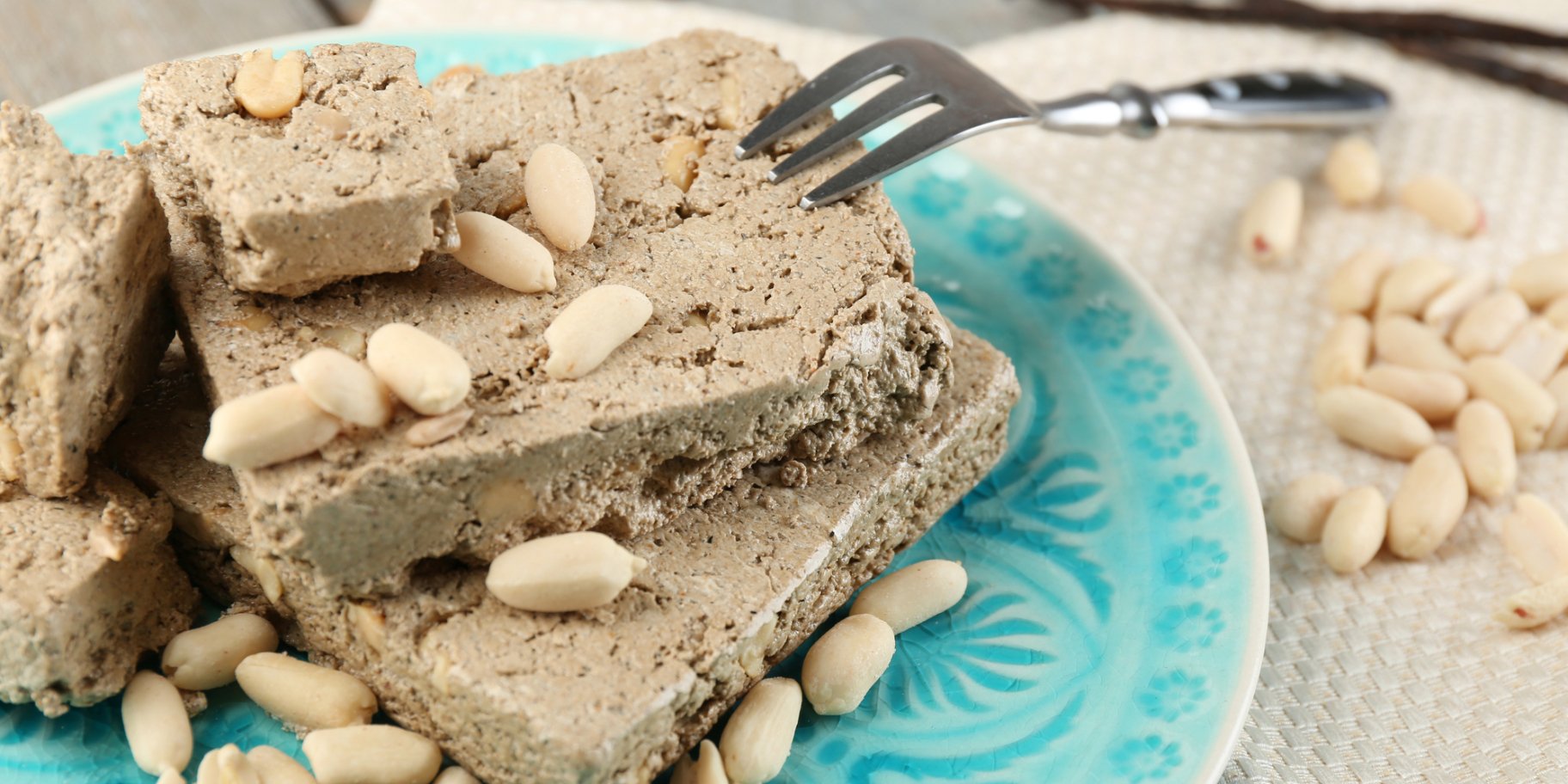 Халва с орехами