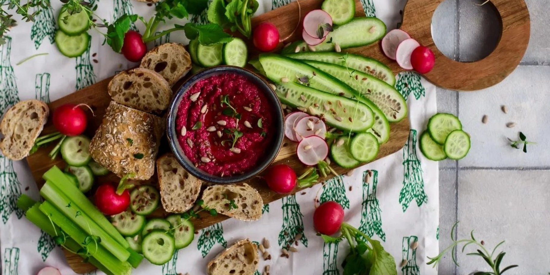 буряково-вершковий діп