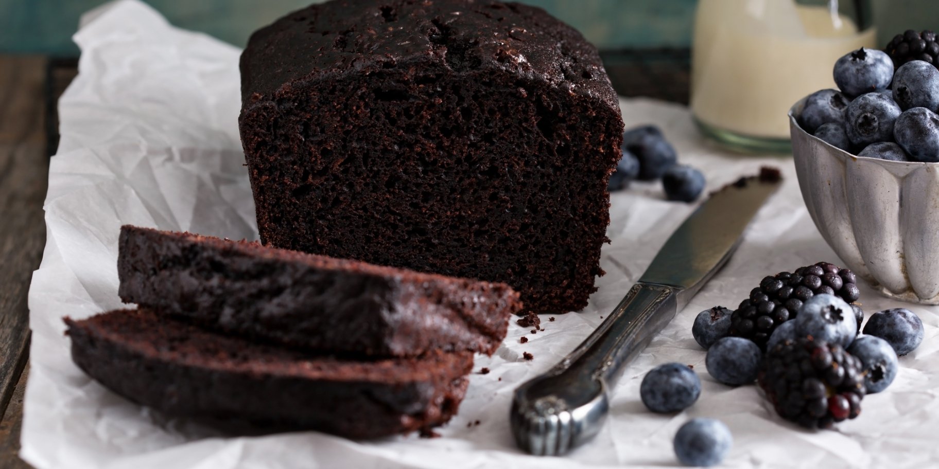 Шоколадний кекс з лохиною