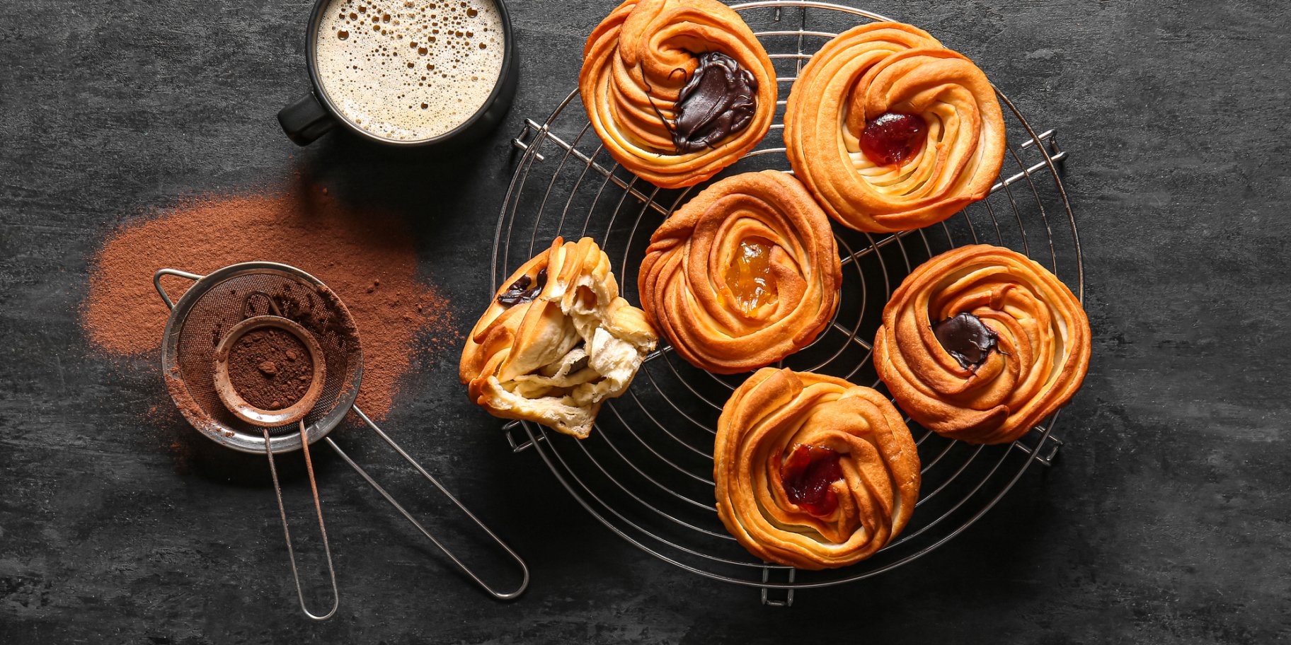 Краффины с миндалем и абрикосом