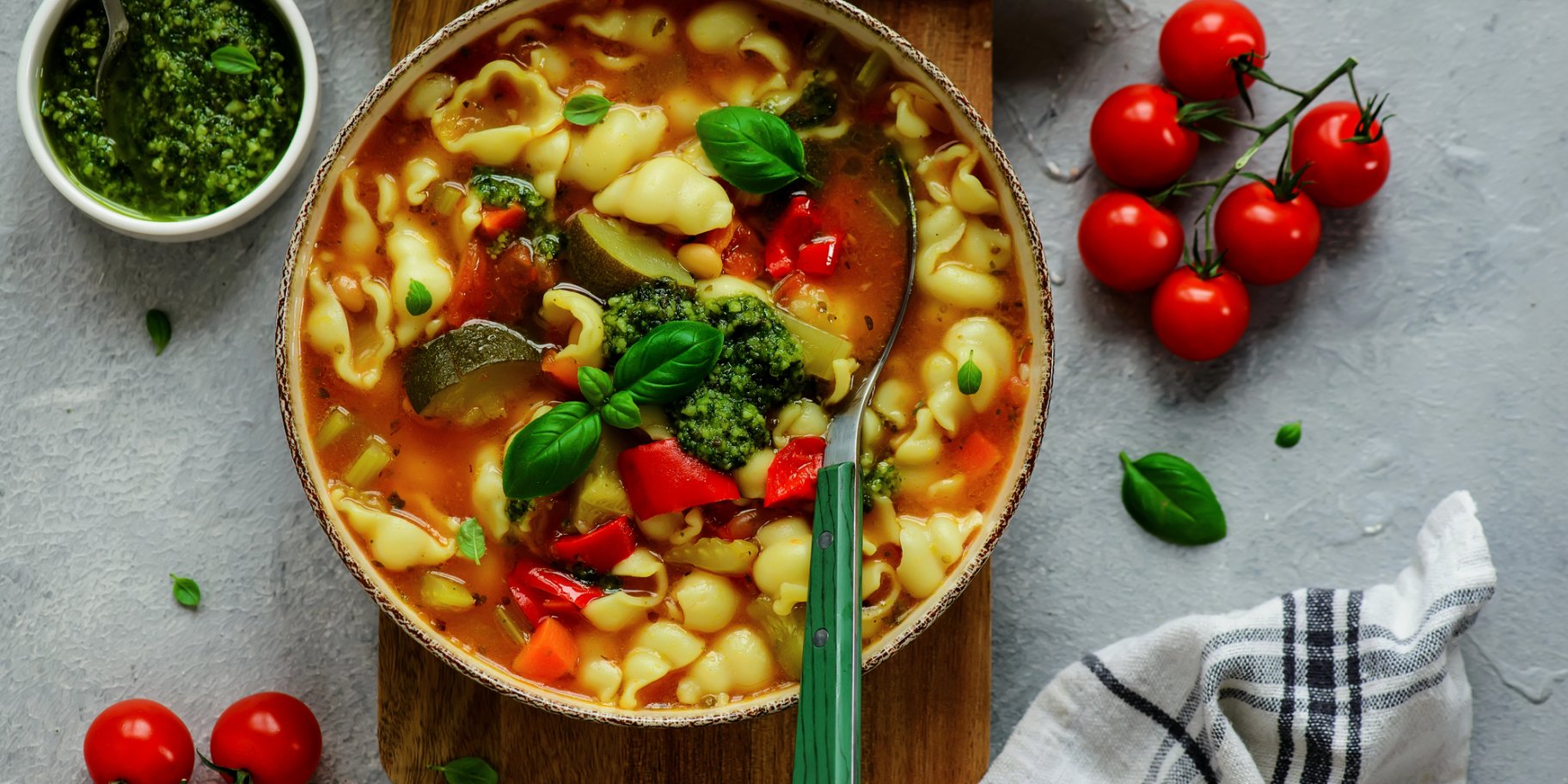 Літній мінестроні