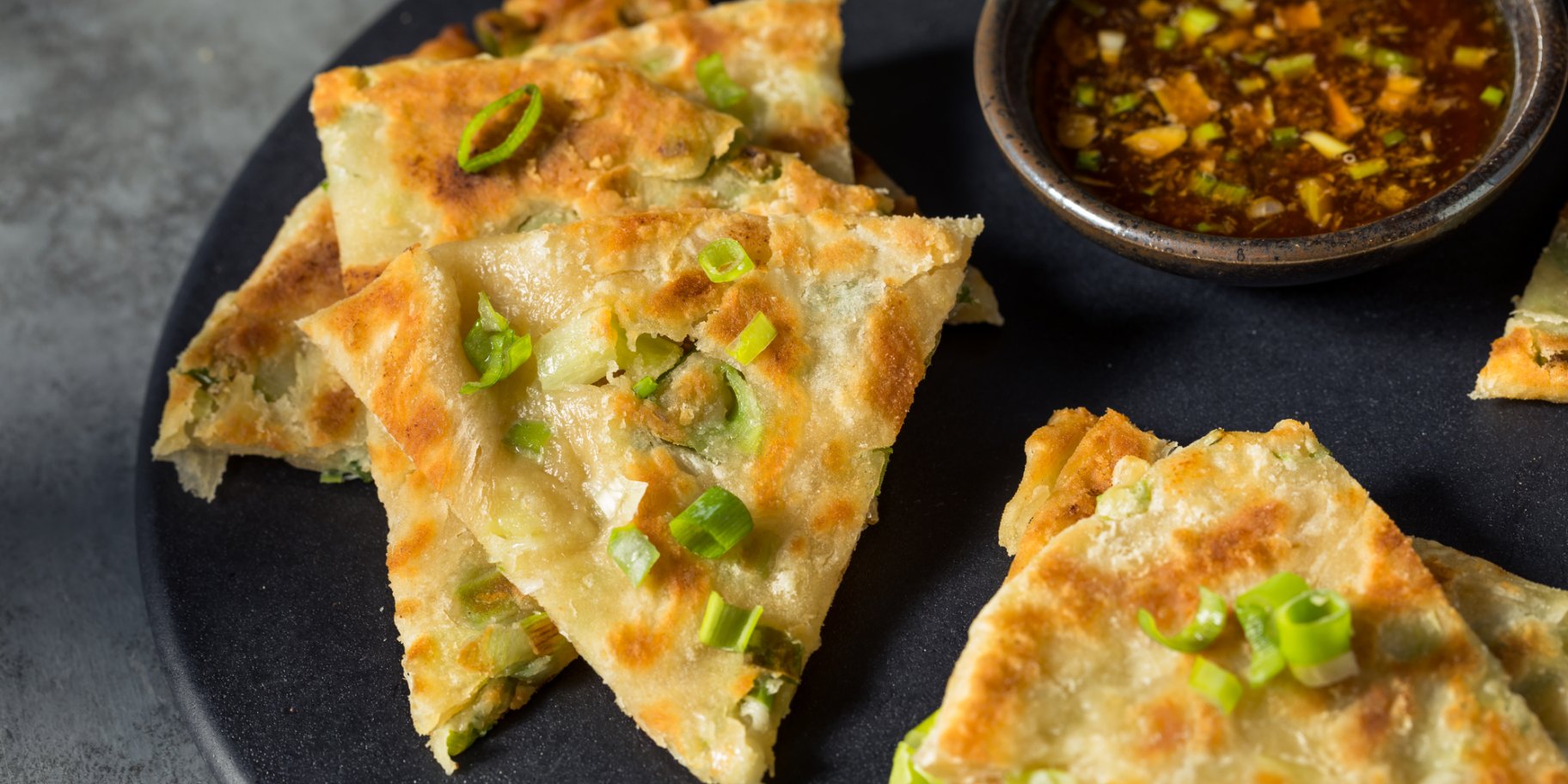 Коржики з цибулею