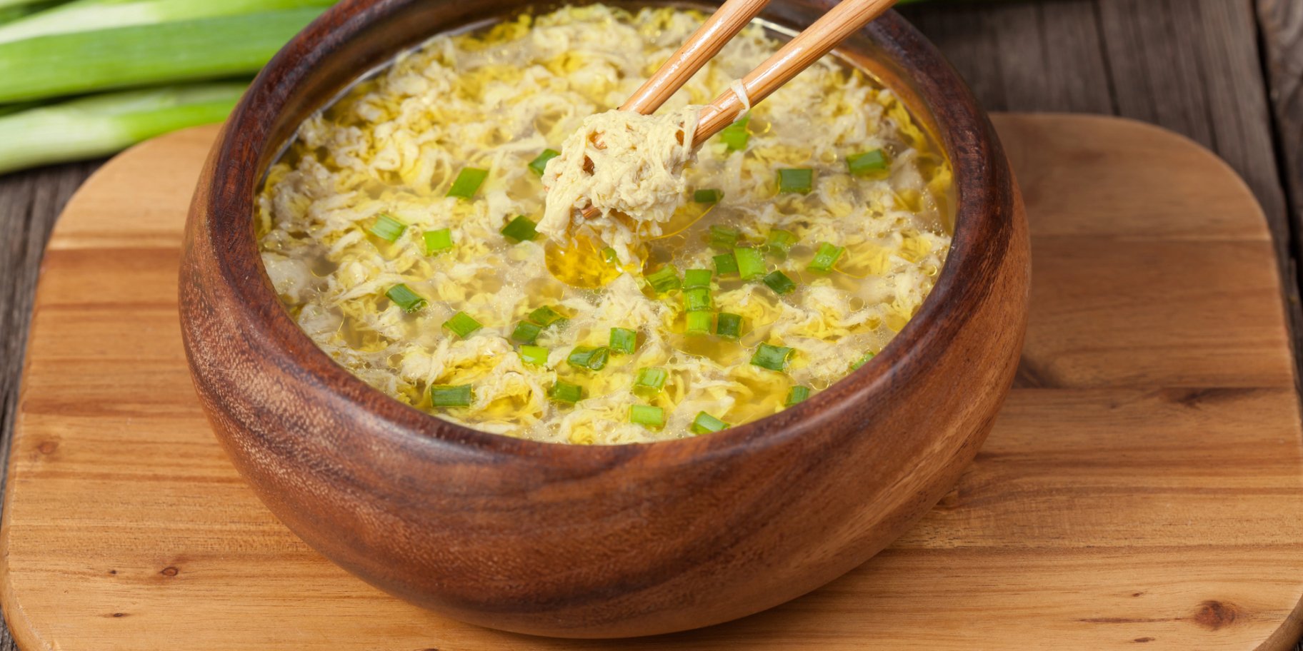 Суп з яйцем