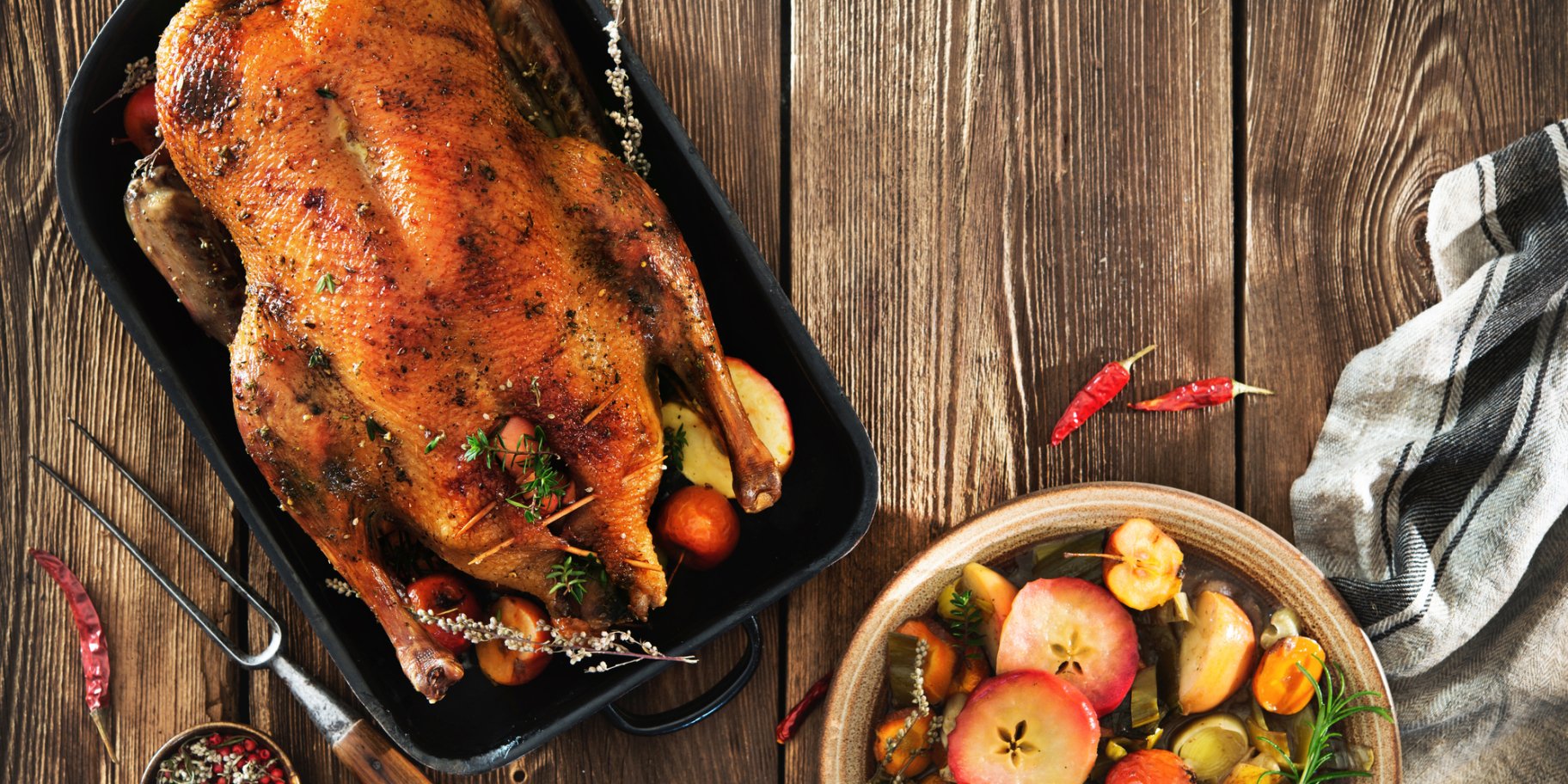 Запечена качка з яблуками