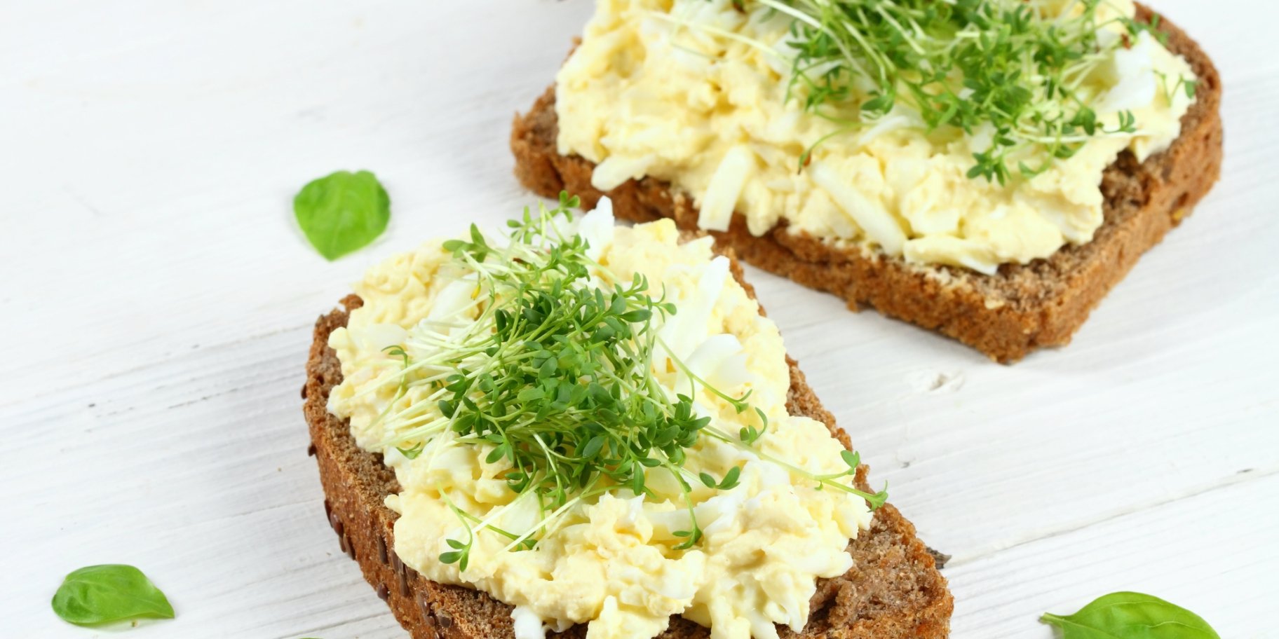 Корисний тост з яєчним салатом