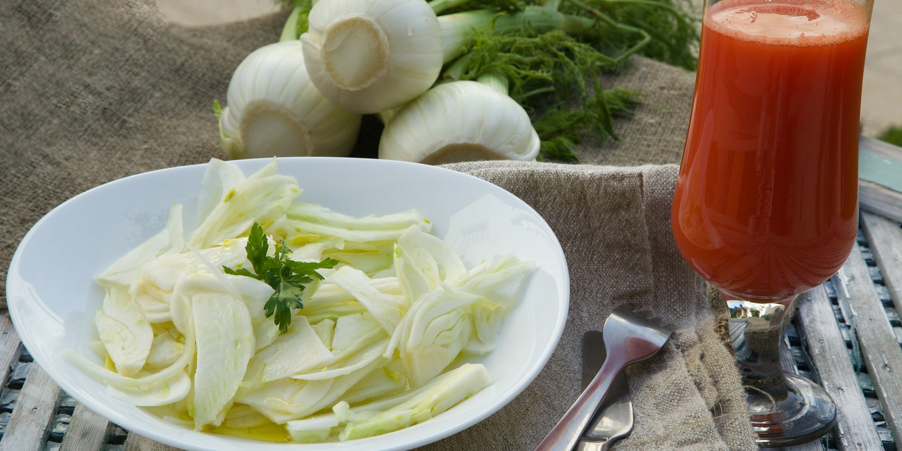 Салат из фенхеля и редиса