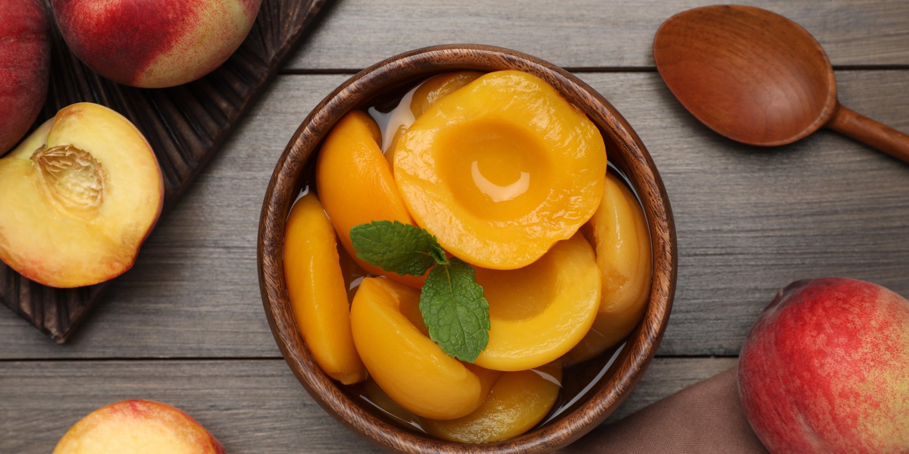 Консервированные нектарины