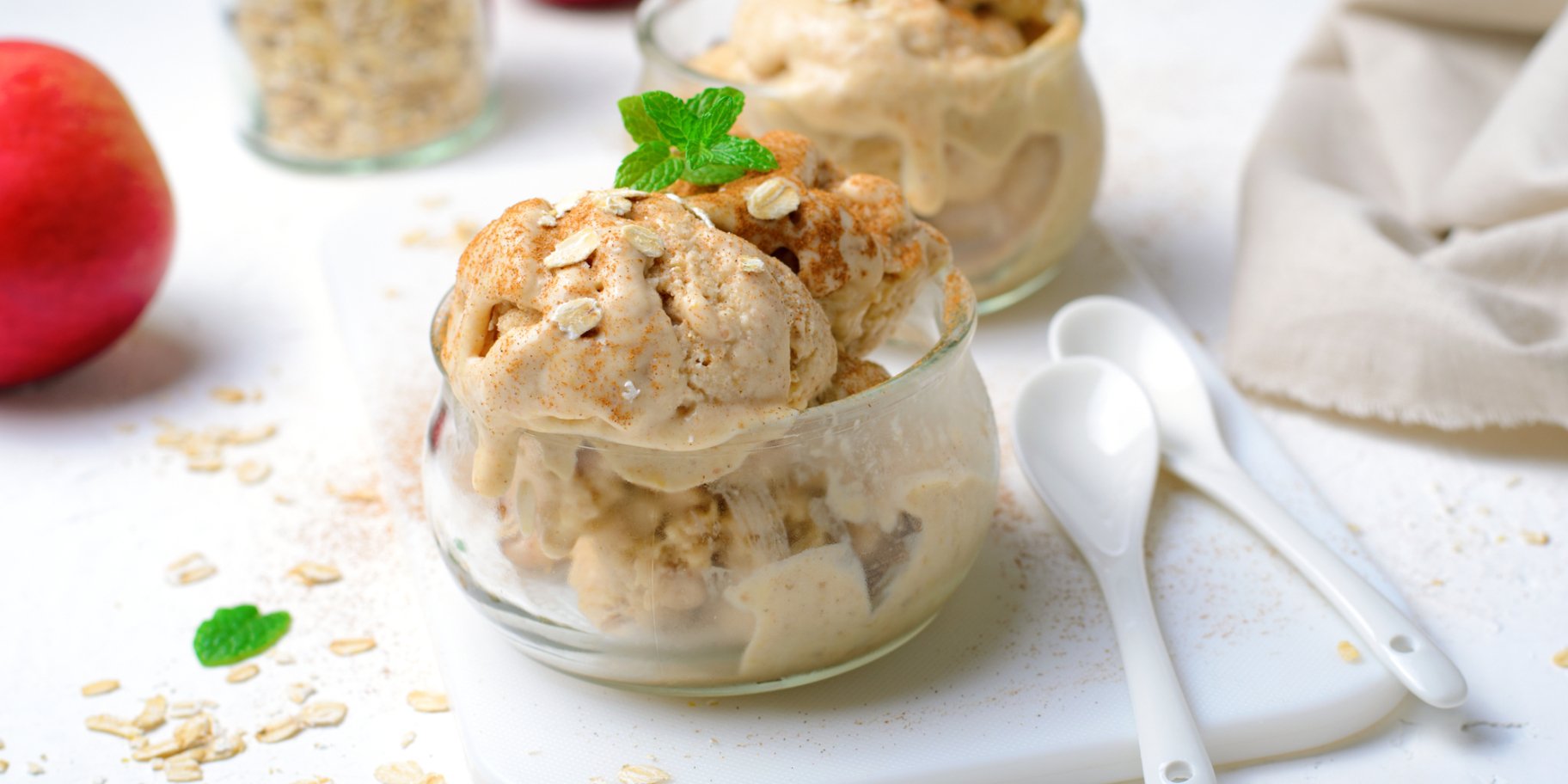 Морозиво з яблук та кориці