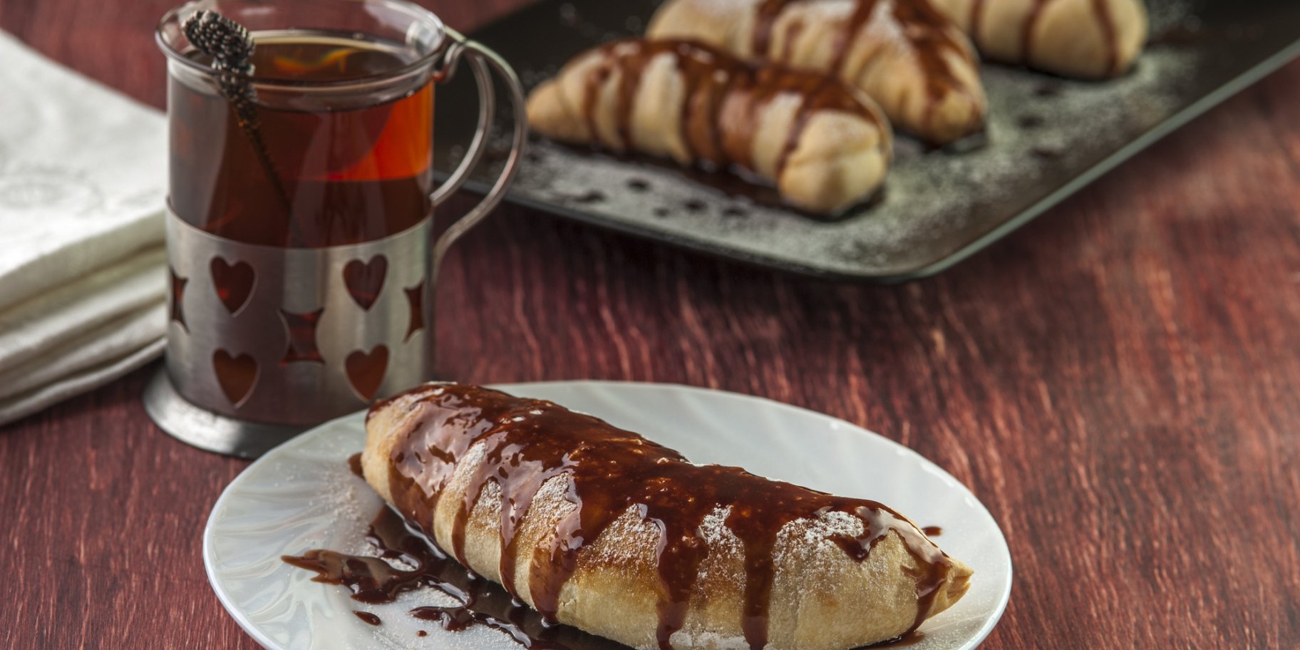 Банани з шоколадом в тісті