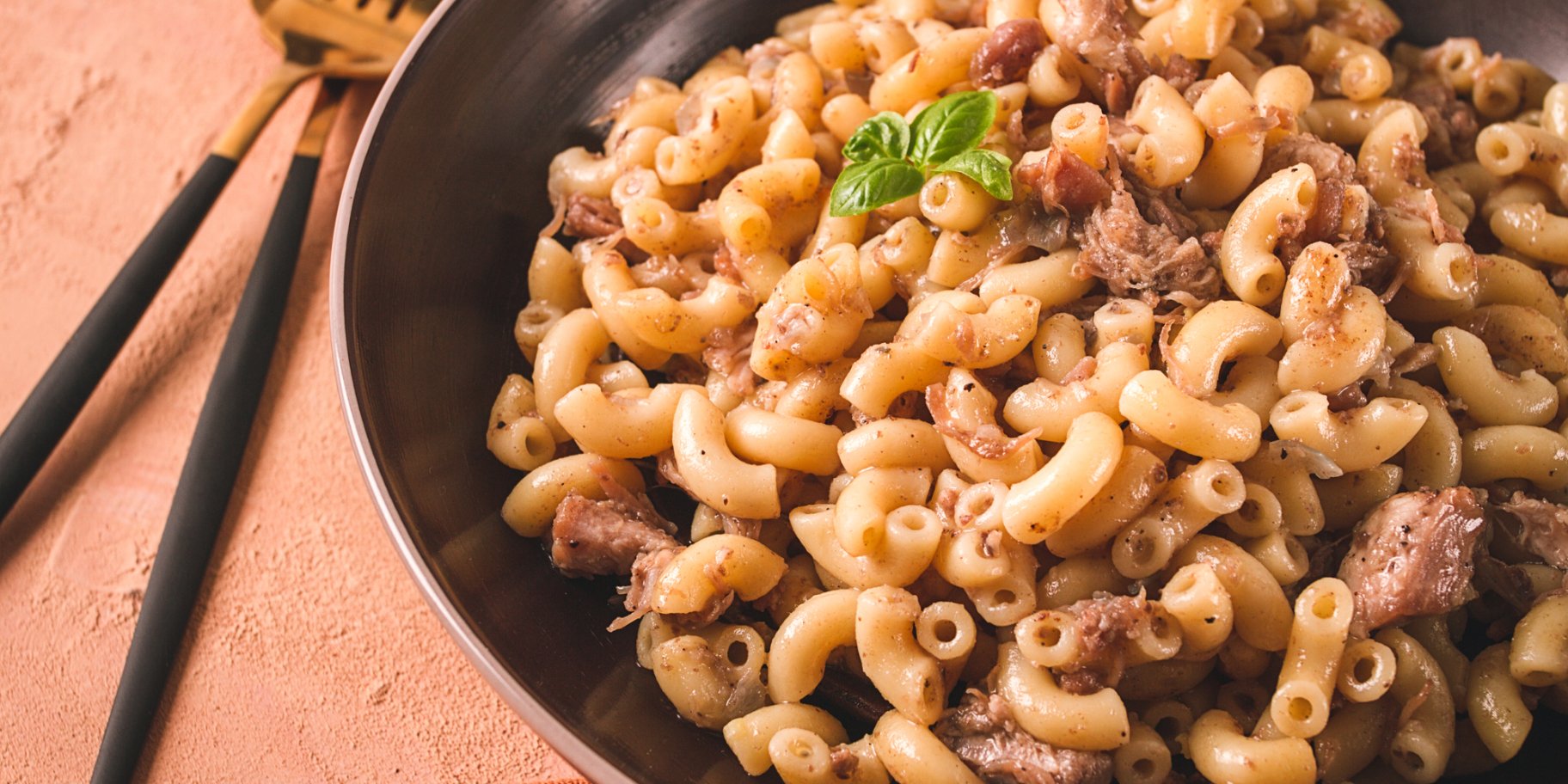 Макарони по-флотськи