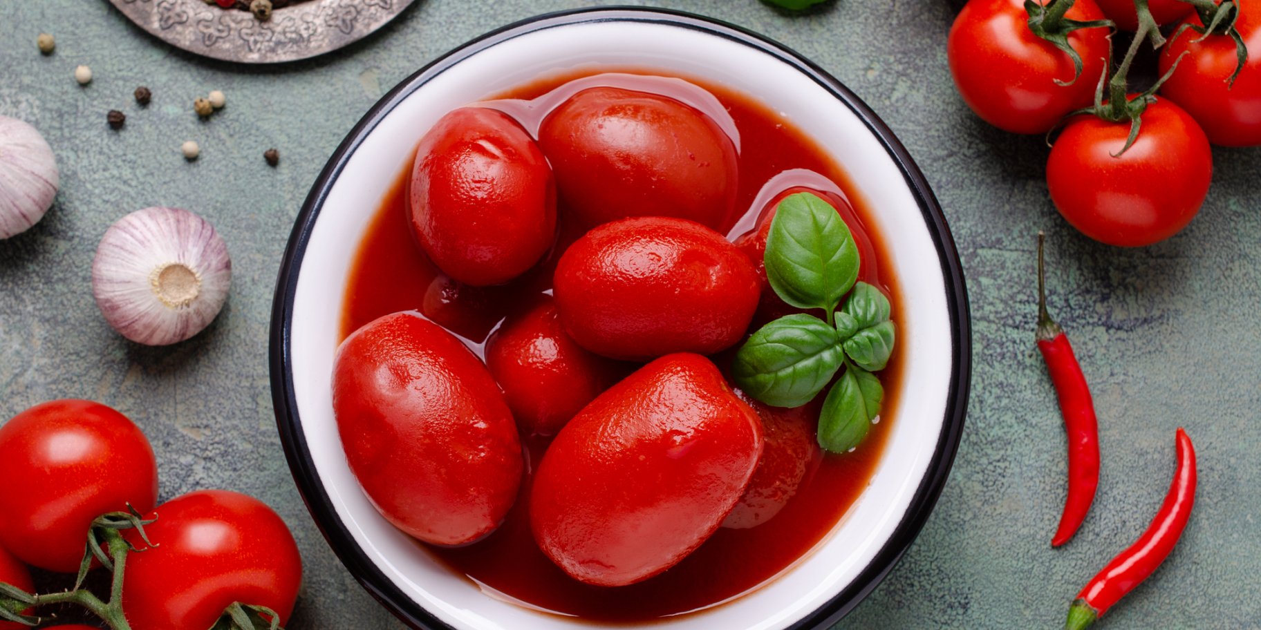 Як закрити помідори у власному соку