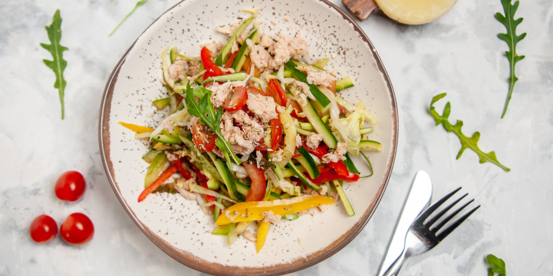 Корисний курячий салат