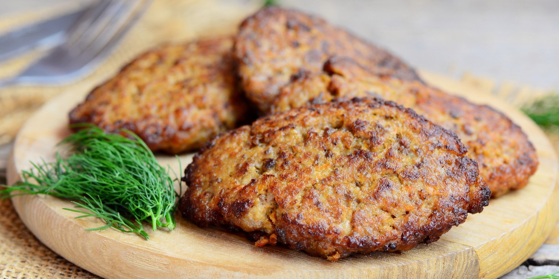 Оладки з курячої печінки і кускусу