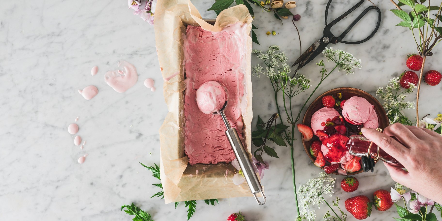 Веганське полуничне морозиво