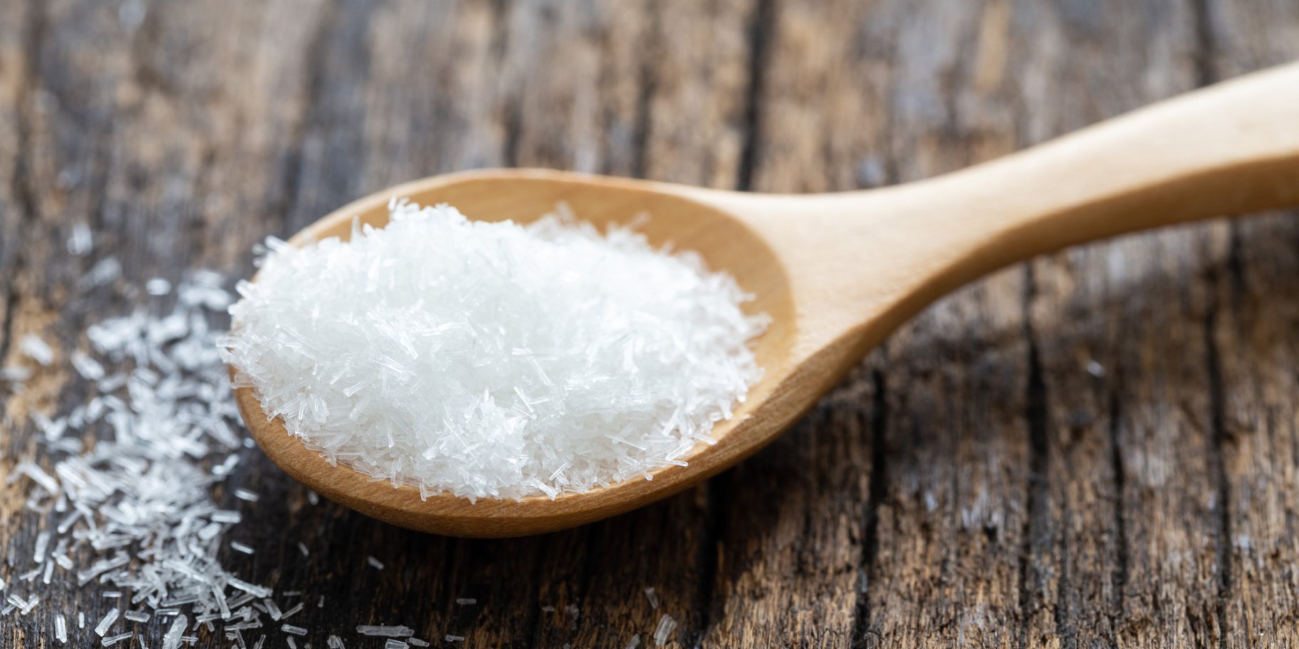 Глутамат натрію на ложці