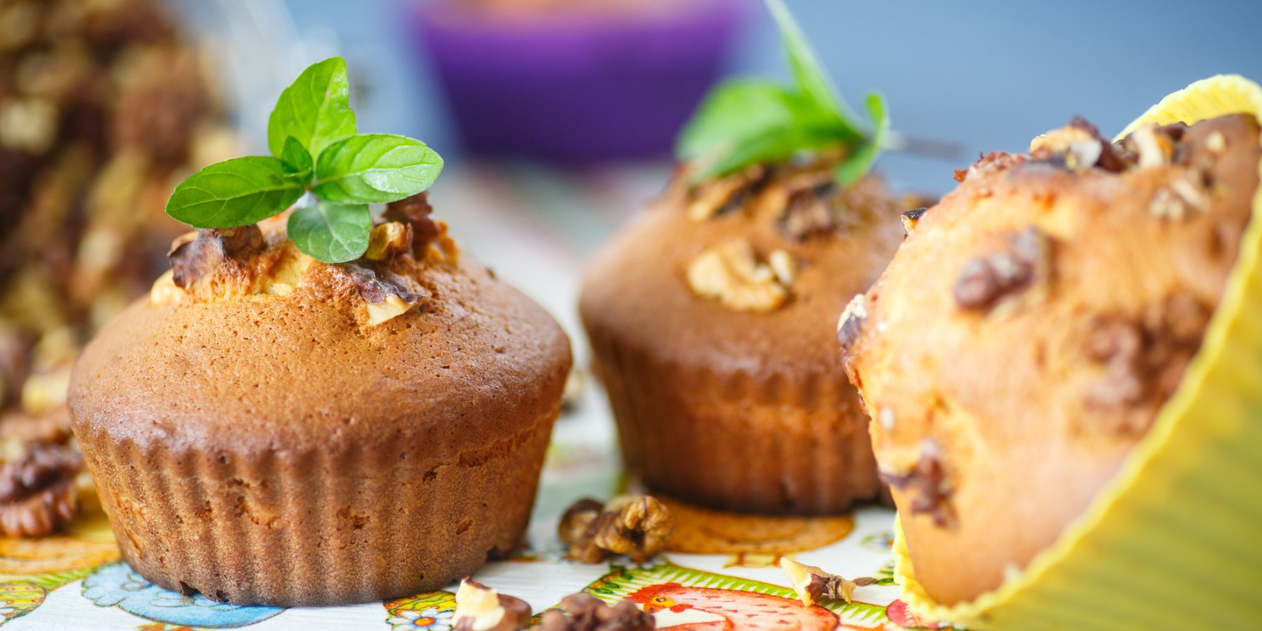 Медово-сирні кекси з горіхами