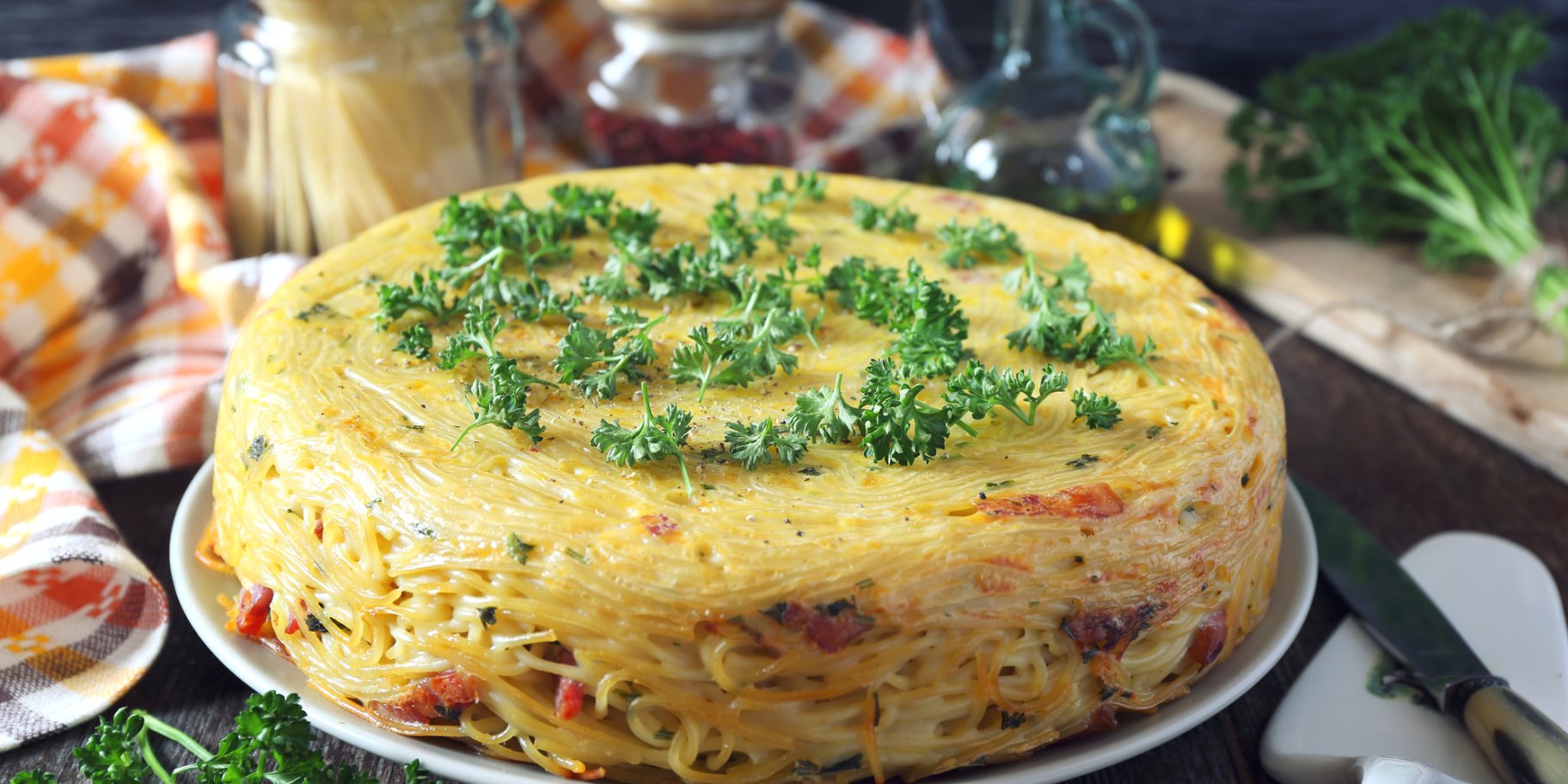 Пиріг із спагеті та фаршу