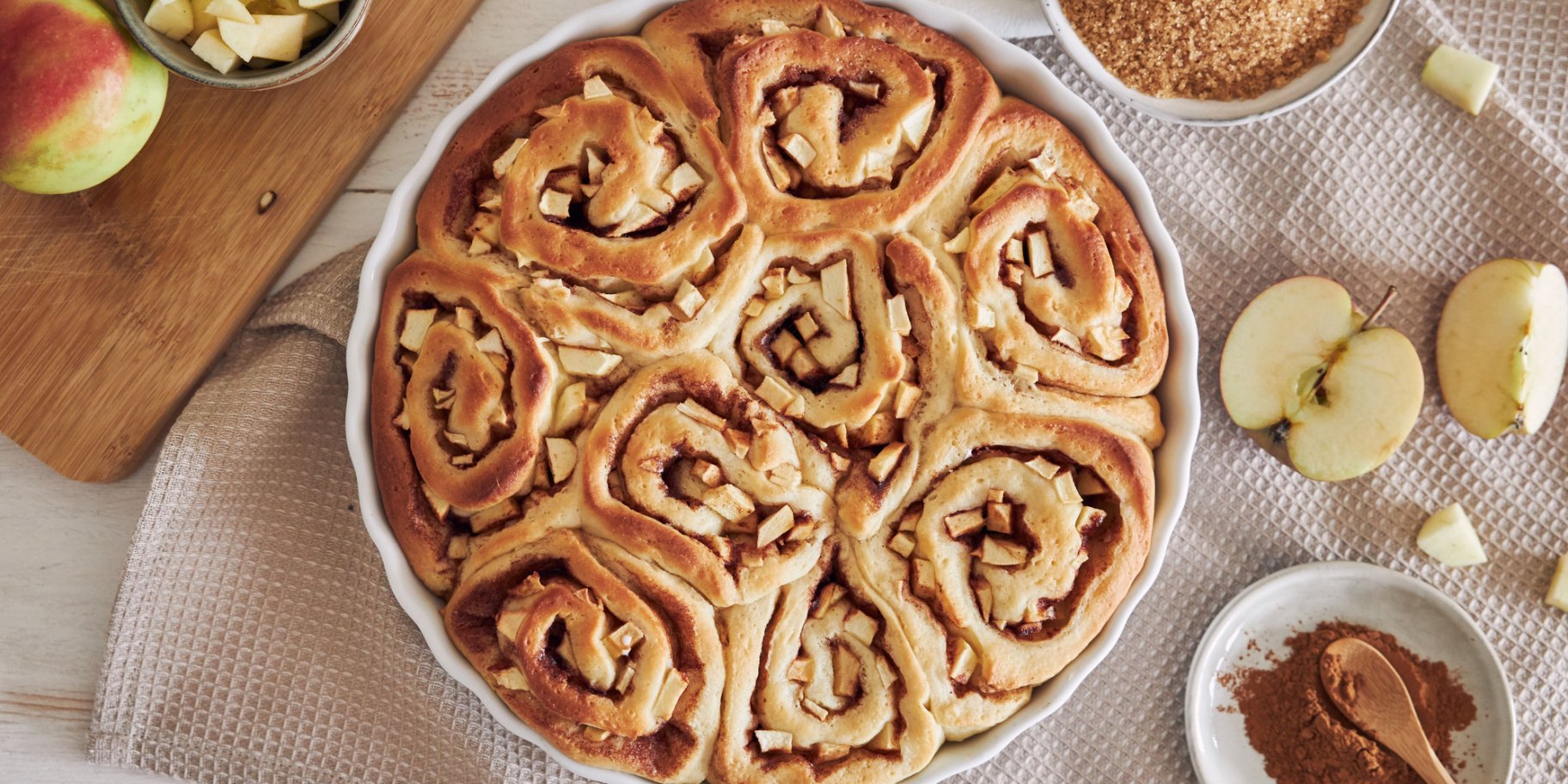 Вертута з яблуками