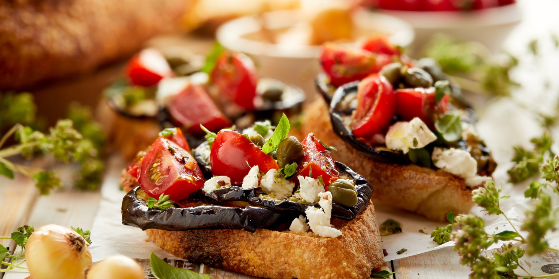 Брускетта з баклажанами