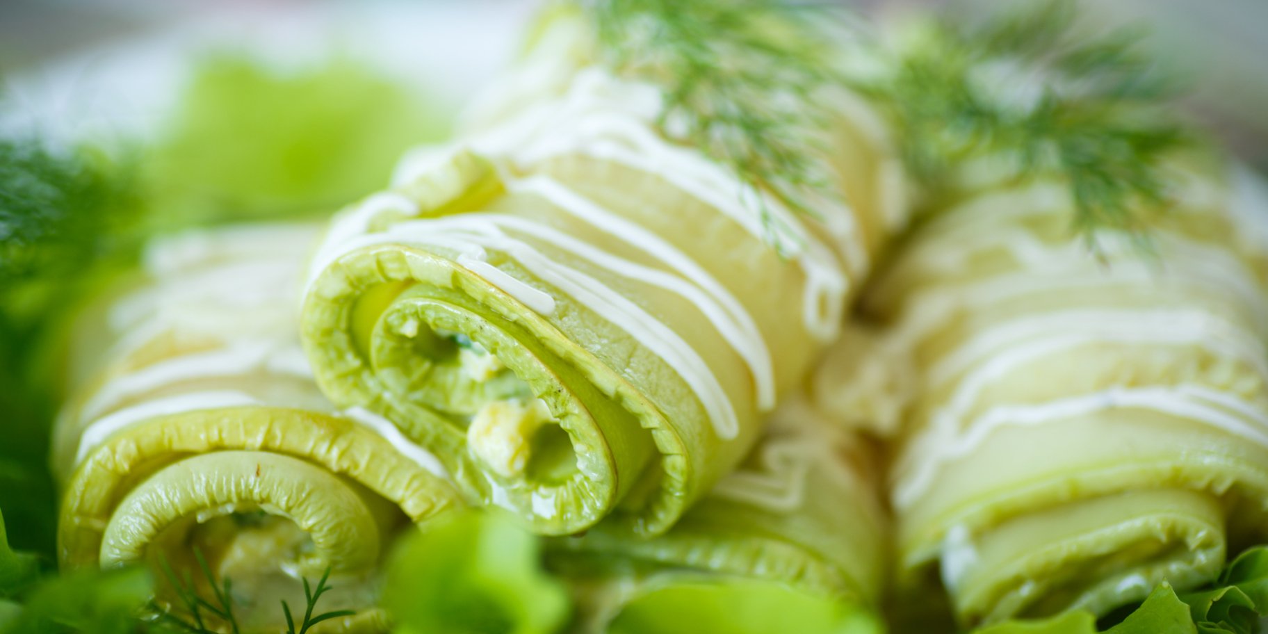 Мариновані рулетики з кабачків рецепт