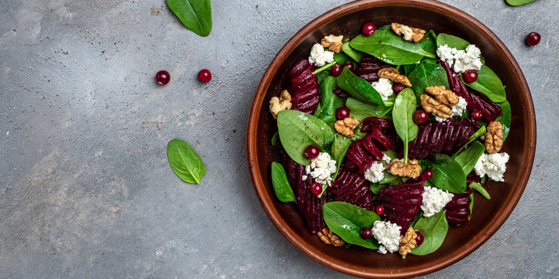 Салат зі шпинатом і буряком