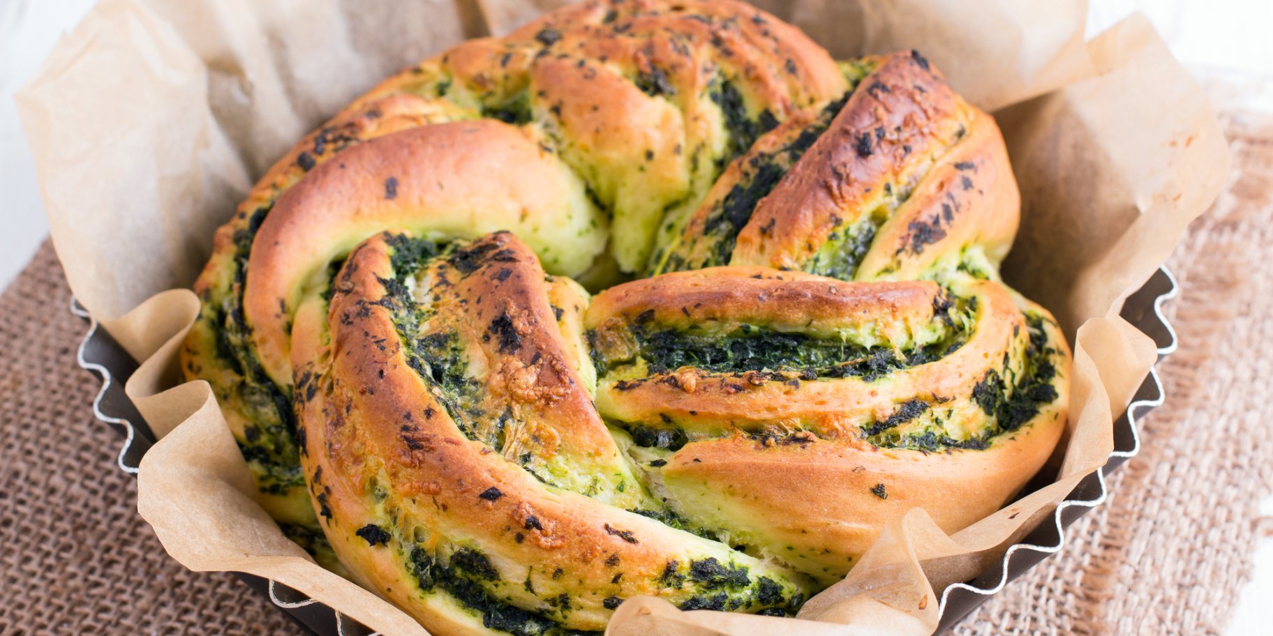 Часниковий хліб з кропом