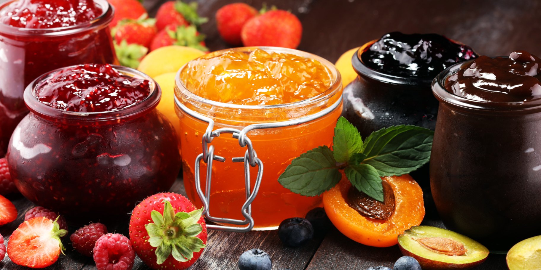 набор банок с вареньем