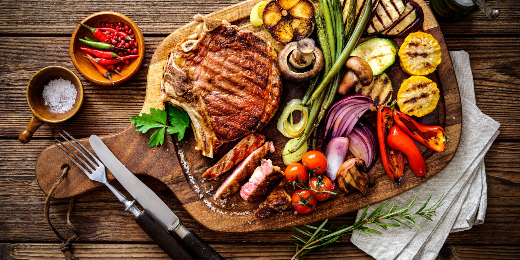 М’ясо з овочами гриль