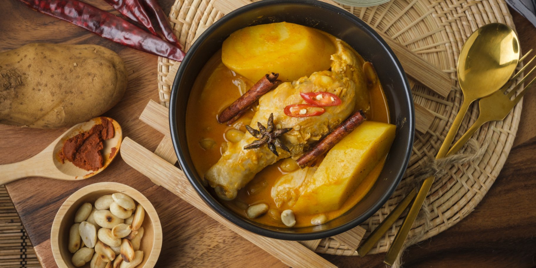 Масаман карі з куркою