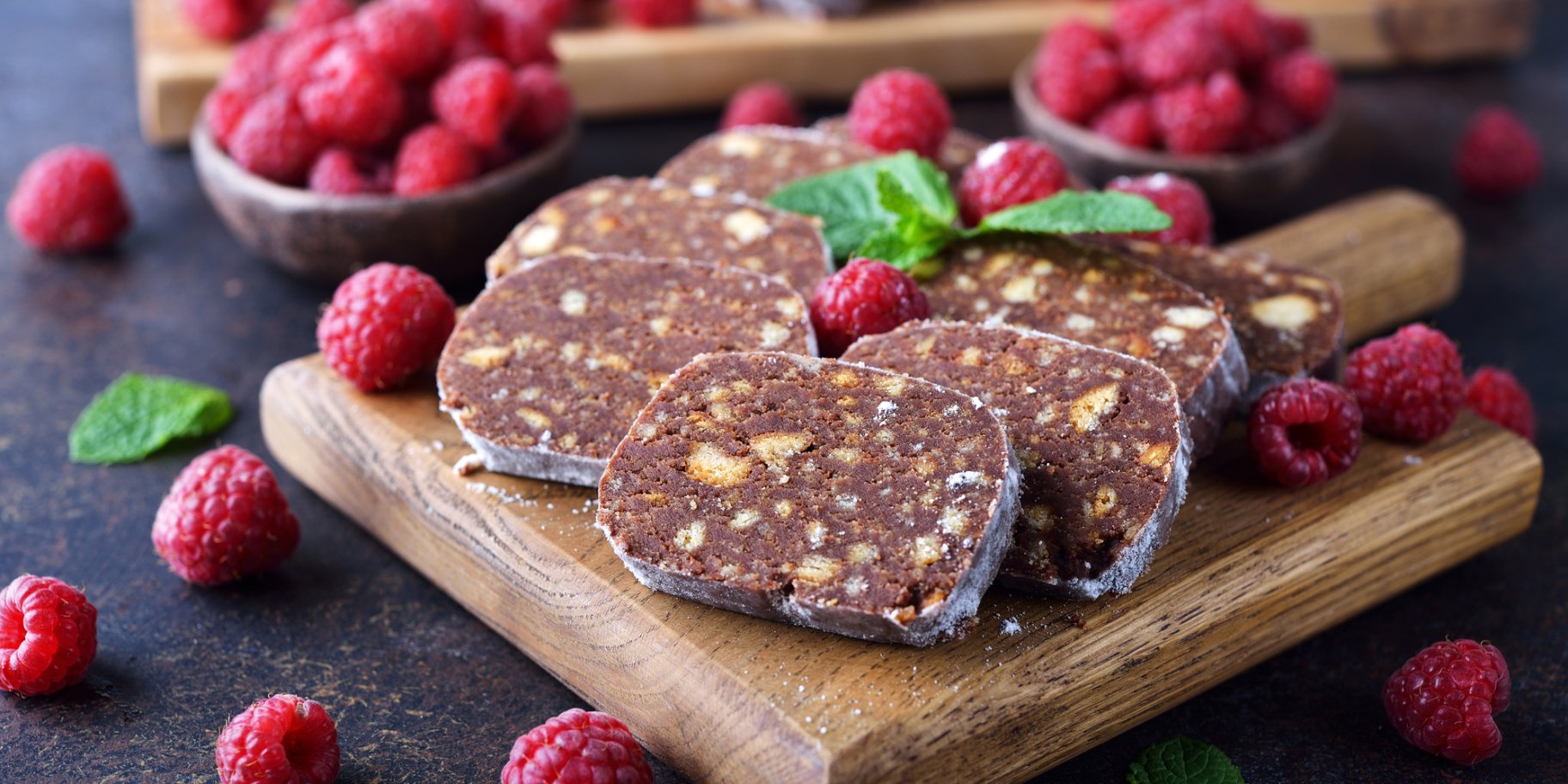 Шоколадна салямі з ромом