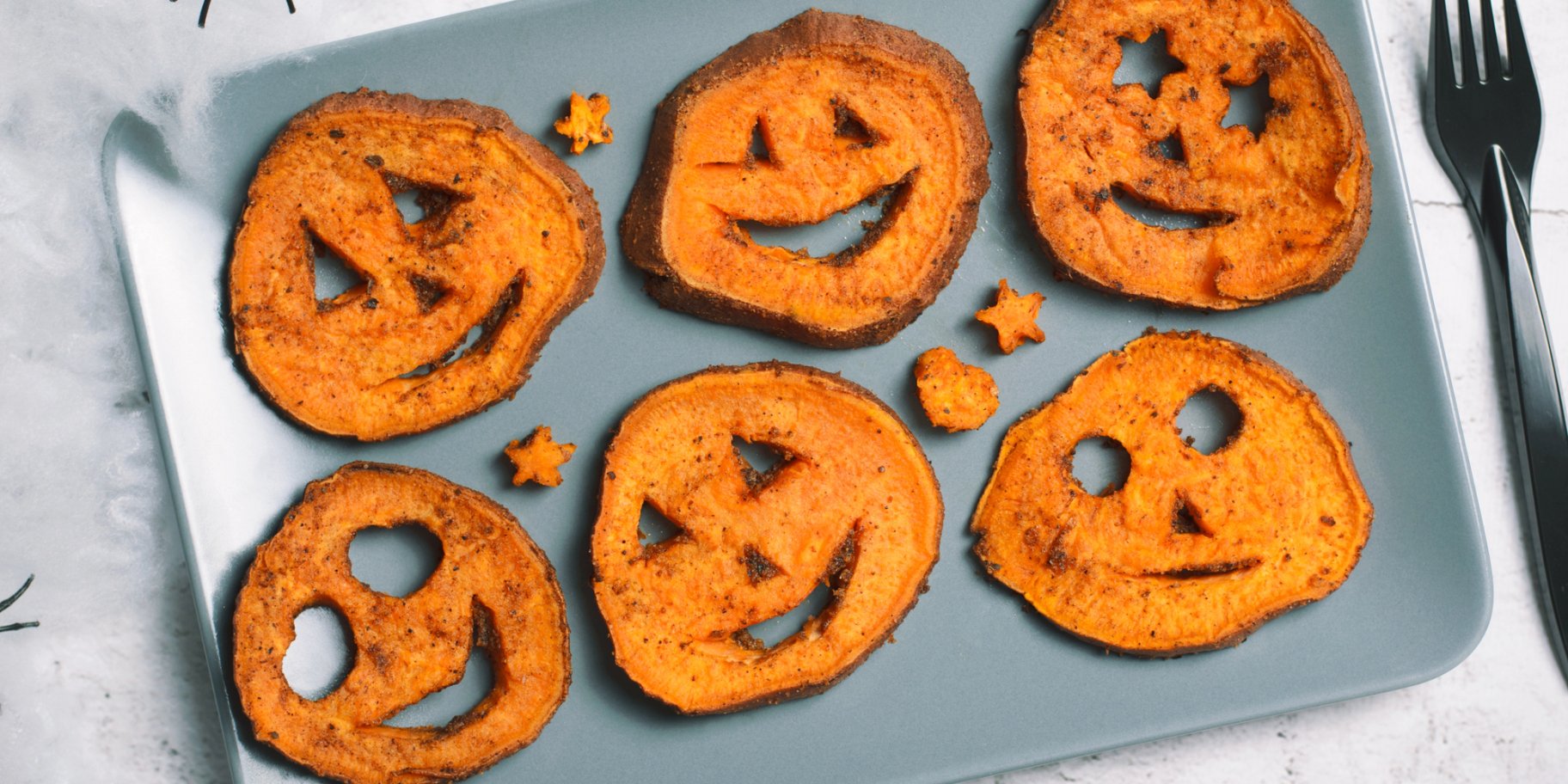 Закуска з картоплі у формі гарбузів