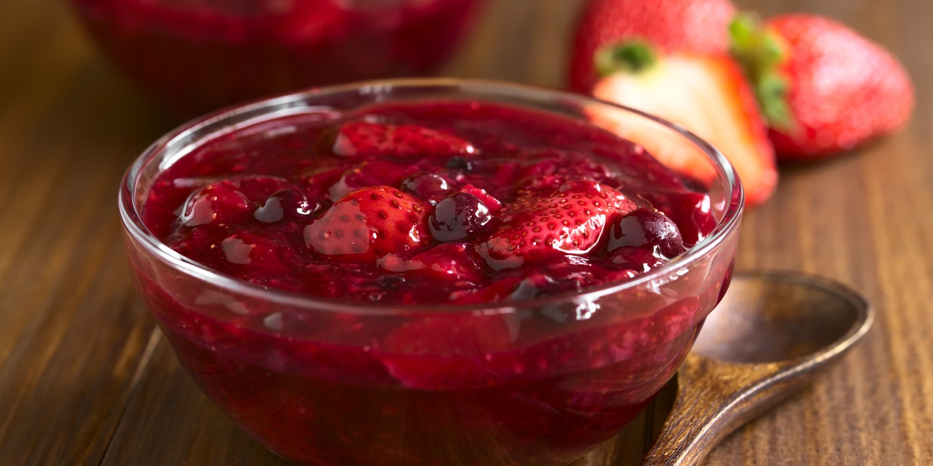 Консервовані фрукти у ромі Rumtopf