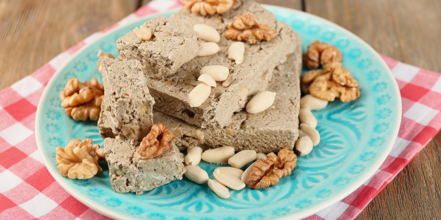 Халва из грецких орехов: простой рецепт