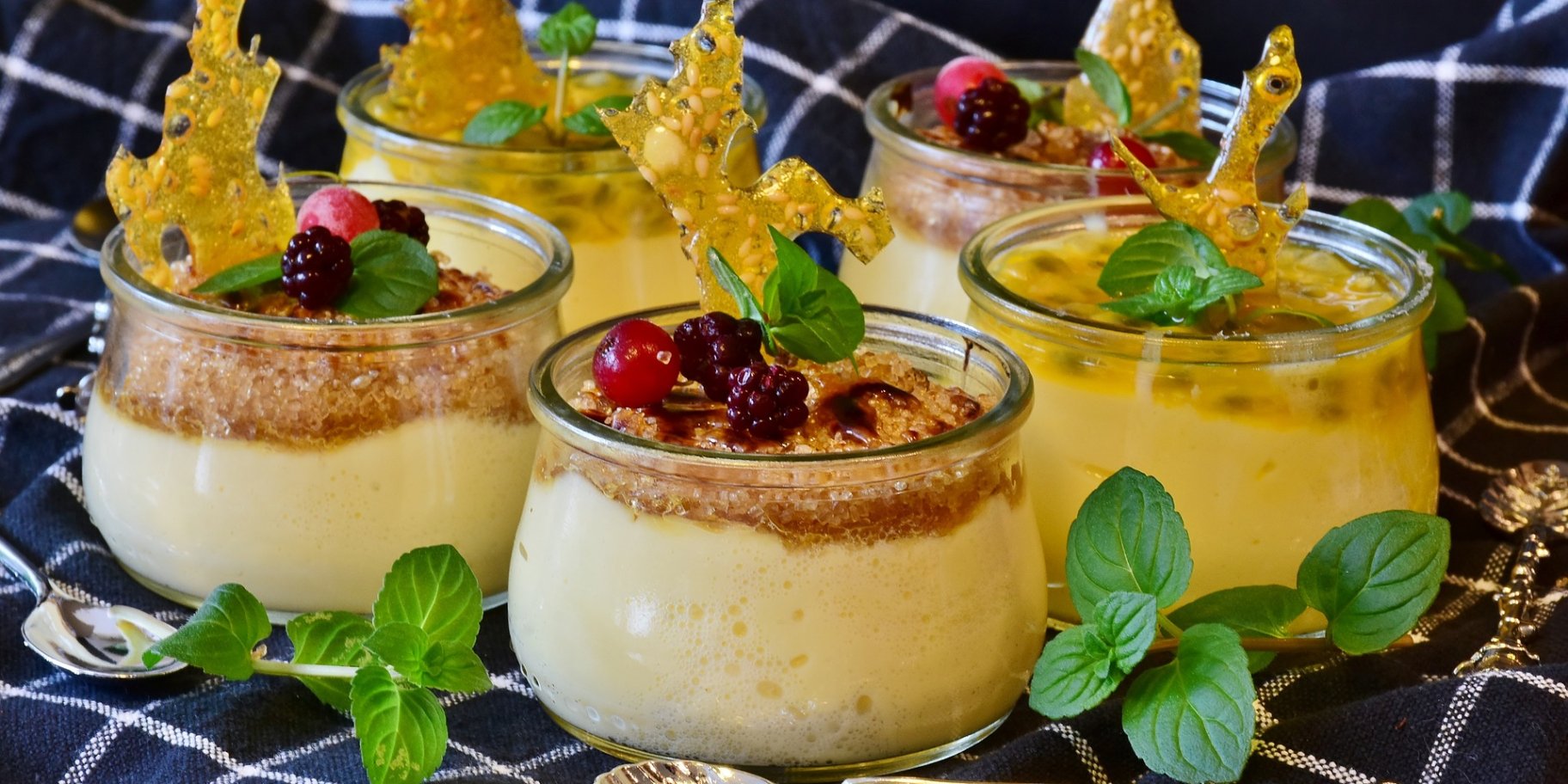 Десерт с соленой карамелью