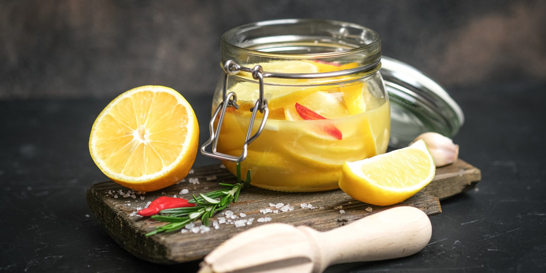 Консервовані лимони в олії