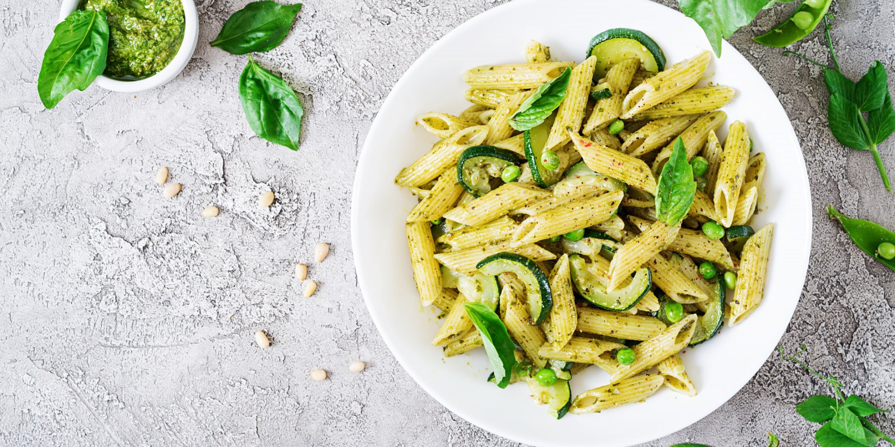 Паста з соусом песто