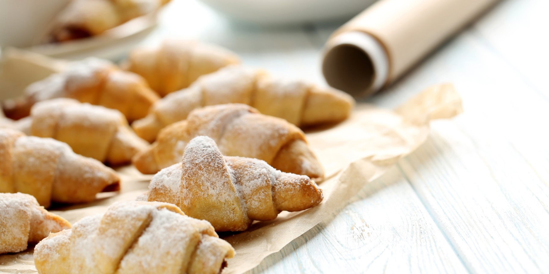 Рогалики з вишнями