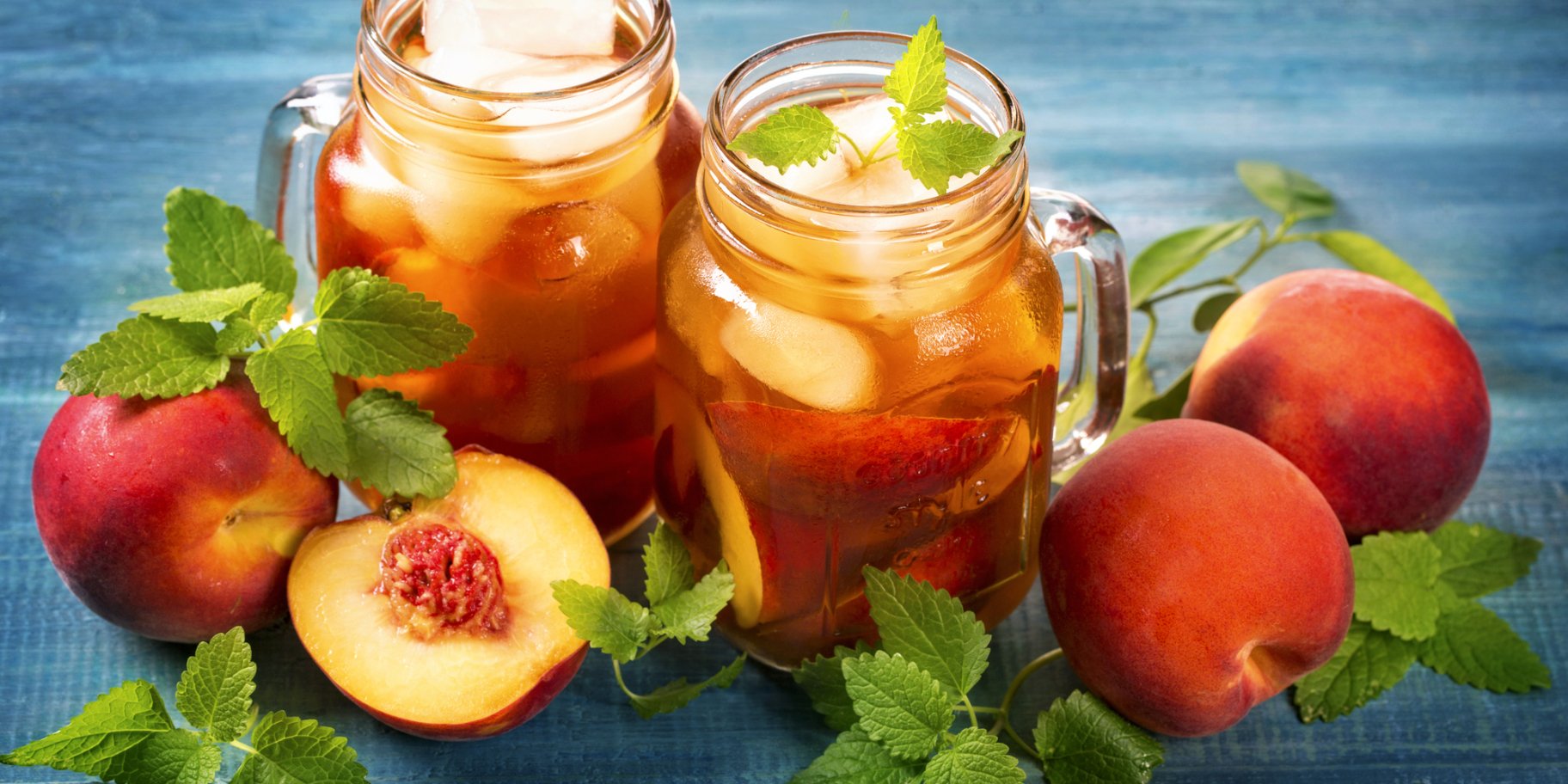 Холодний персиковий чай