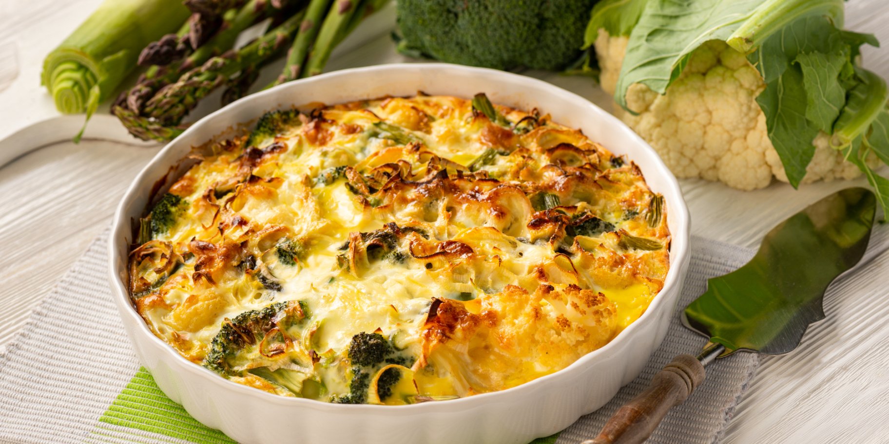 Запечена цвітна капуста з броколі