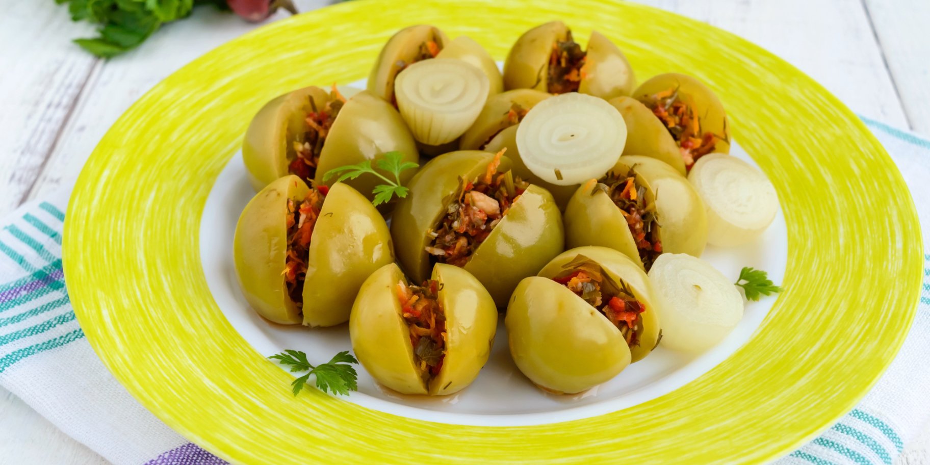 фаршировані зелені помідори