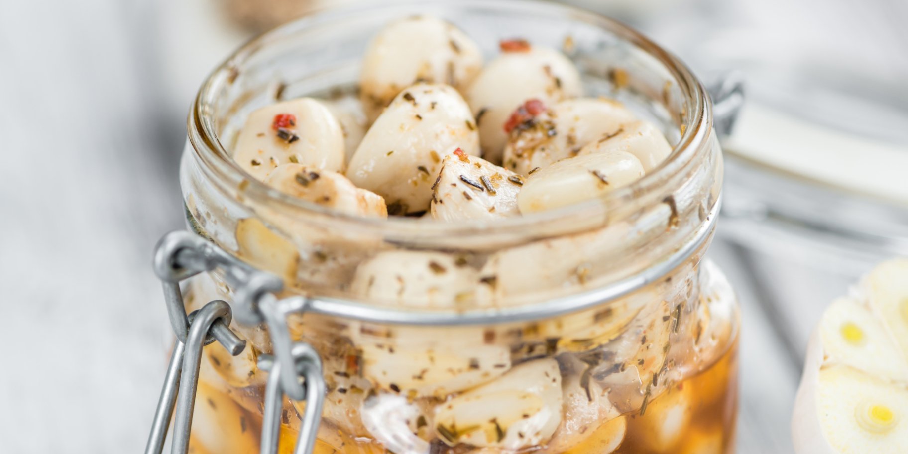 Маринований часник