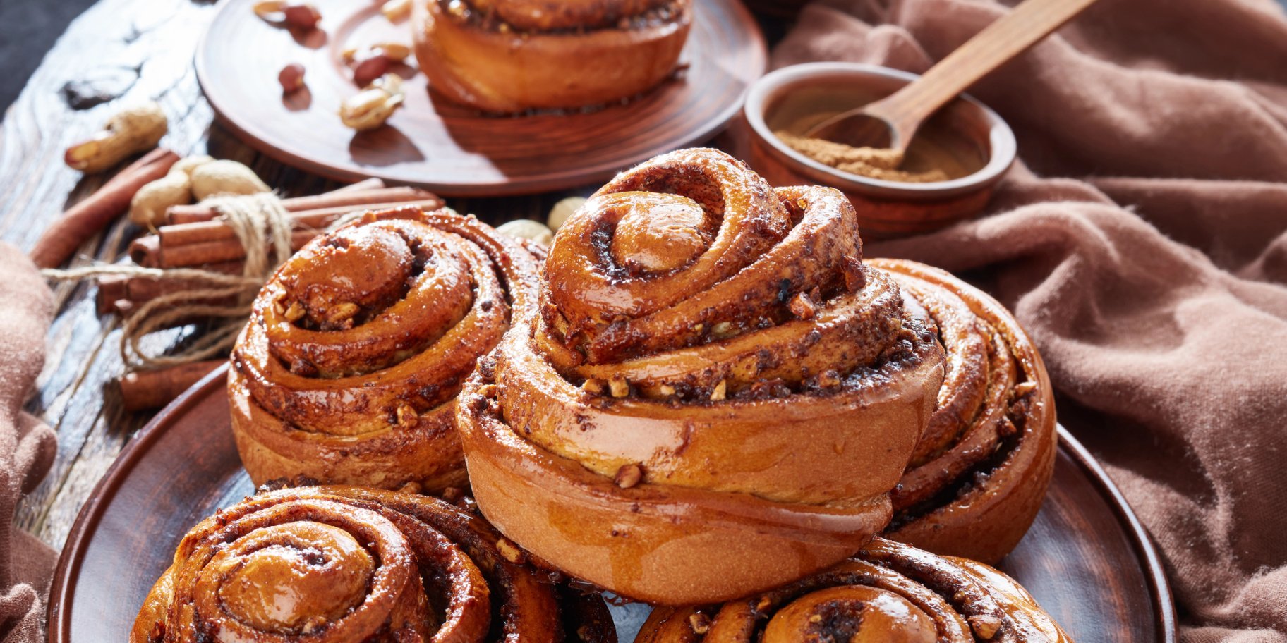 Синабони з корицею