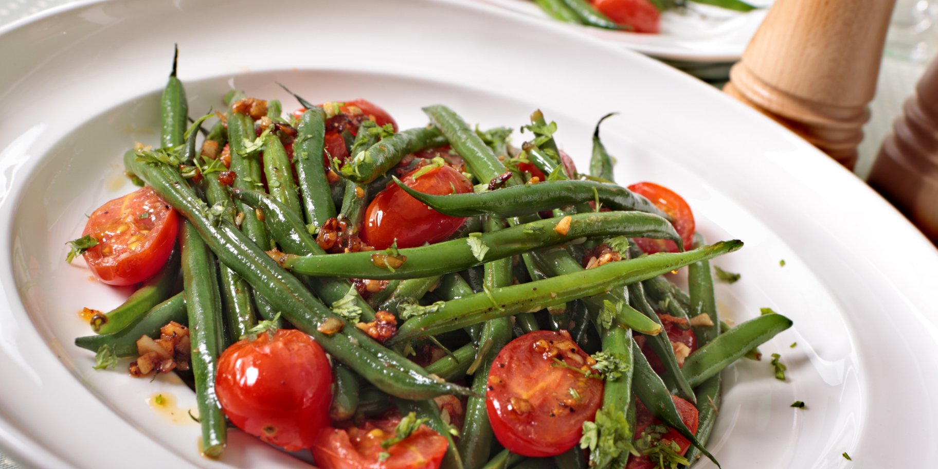 Теплий літній салат від Джеймі Олівера