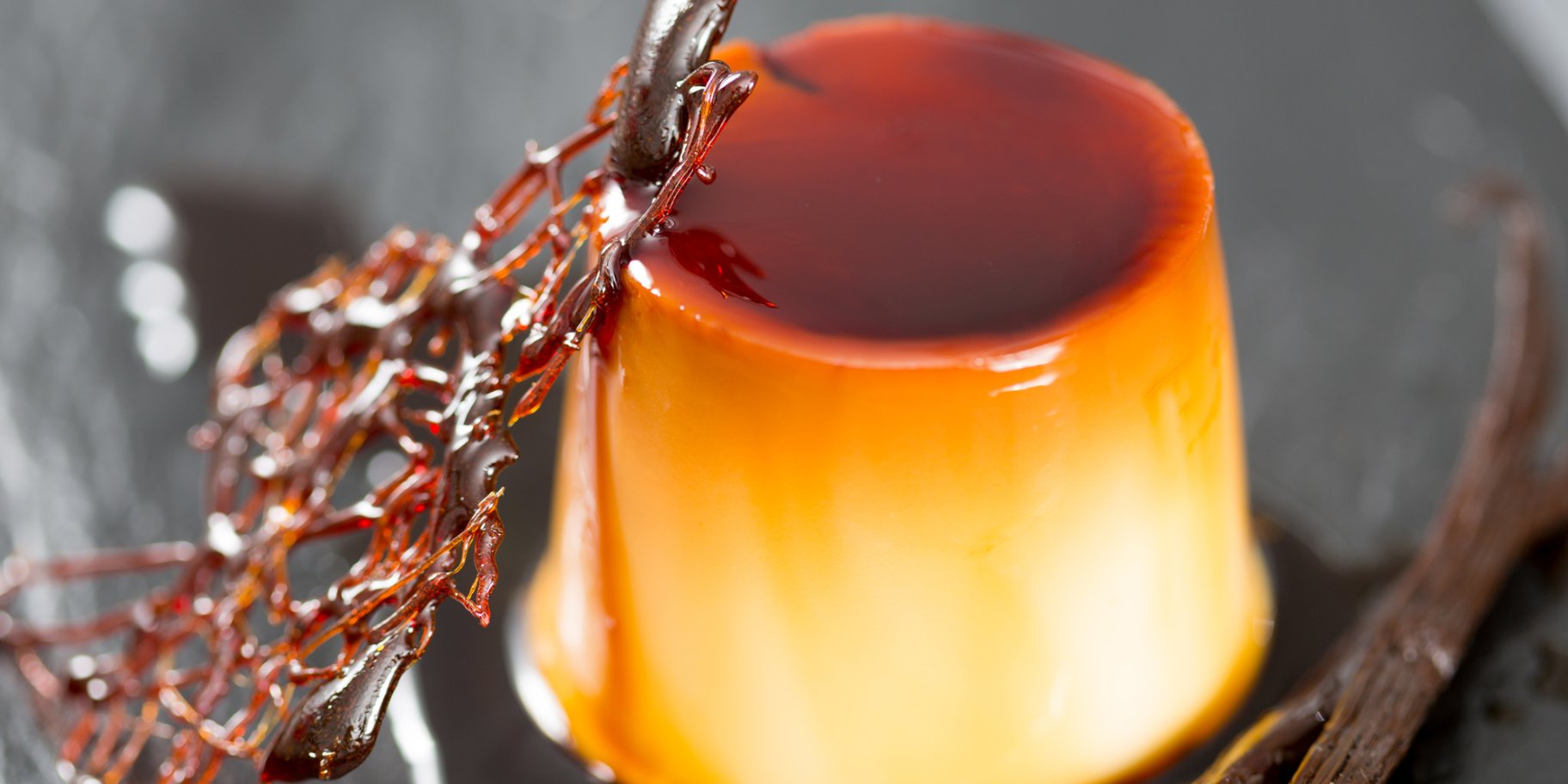 Як правильно готувати десерти на водяній бані?