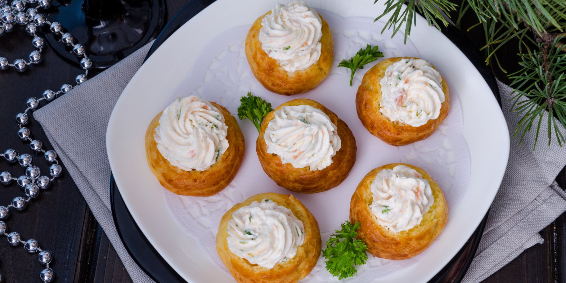 Профітролі з лососем рецепт